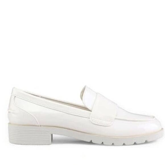 Kenneth Cole Reaction Women's Fern Loafers Ecru Patent Size 5.5 - Picture 1 of 9